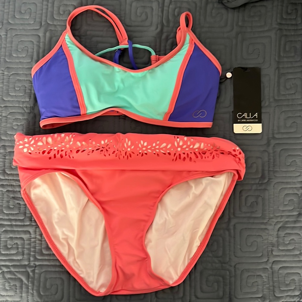 Calia by Carrie Underwood bikini. Top is XS, bottoms size small. NWT.